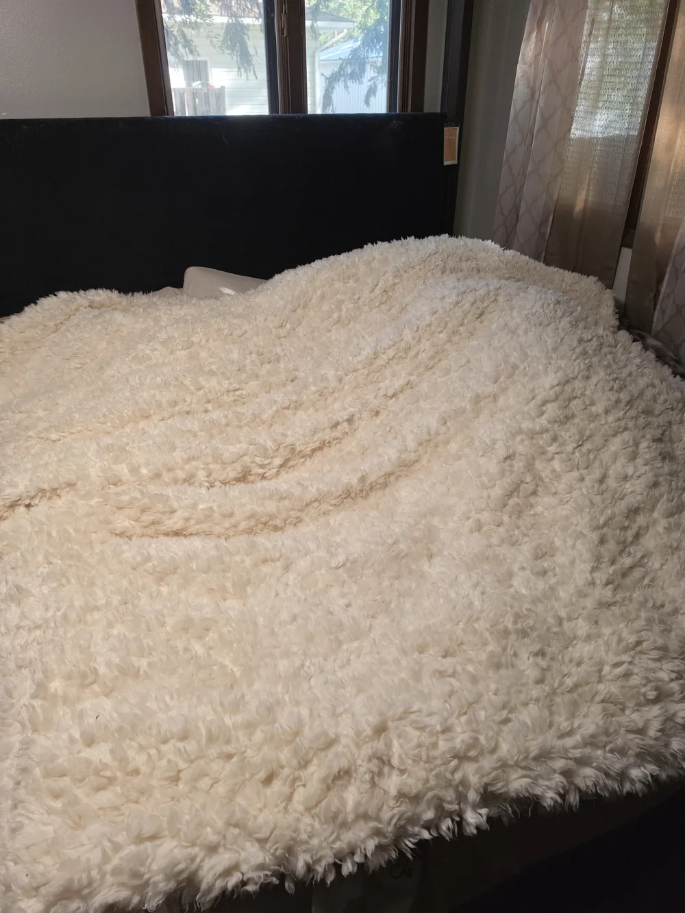 Coma Inducer Plush Faux Sheepskin Bedspread - Cream